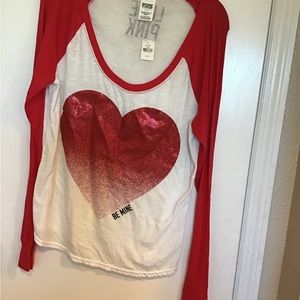 NWT VS PINK GLITTER HEART BASEBALL TEE